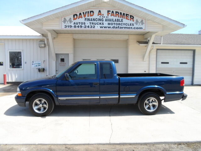 2001 Chevrolet S10  - David A. Farmer, Inc.
